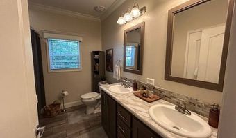 354 Waldorf Dr, Auburndale, FL 33823