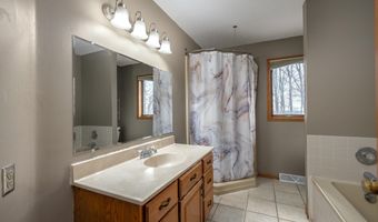 404 174th St, Amery, WI 54001