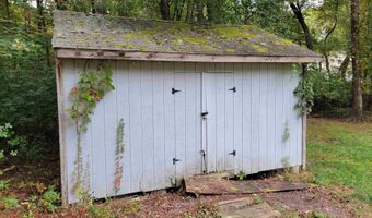 506 Forest Brook Dr, Absecon, NJ 08205