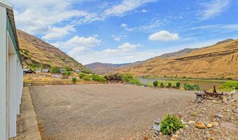 31018 Snake River Rd, Asotin, WA 99402