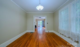 5 Camden Ave, Asheville, NC 28804