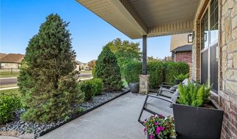 1605 SW Gosford Ave, Bentonville, AR 72713