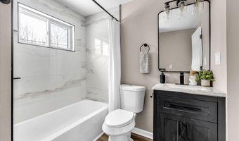 12 Faust Ct, Ann Arbor, MI 48108