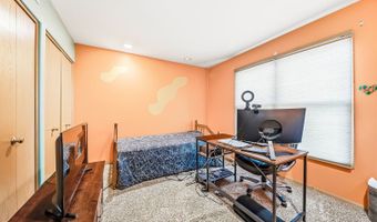 275 Farmhill Dr, Algonquin, IL 60102