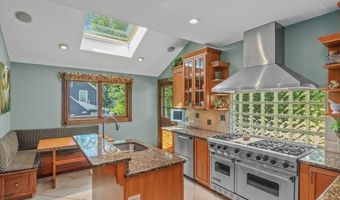 100 Williams Ave, Boston, MA 02136