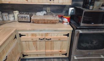9214 Mina Bird Dr, Bonanza, OR 97623