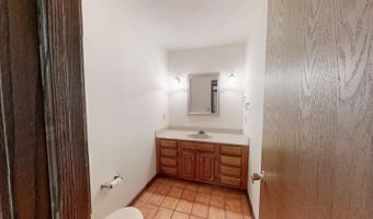 80 Hillcrest Estates Dr, Batesville, IN 47006