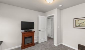 1605 2nd St NW, Altoona, IA 50009