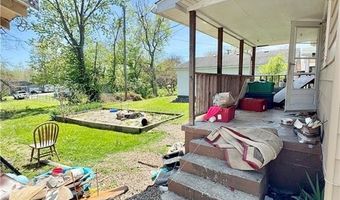 263 S First St, Austin, IN 47102