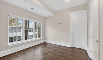 4964 ESKRIDGE Ter NW, Washington, DC 20016