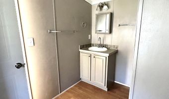 251 Bobby Cato St, Apalachicola, FL 32320
