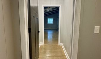 405 N. Broughton St, Ailey, GA 30410