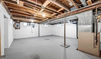 896 Indian Trl, Akron, OH 44314