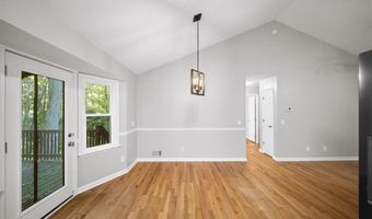 1528 Oakleaf Dr, Auburn, GA 30011