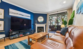 12000 Goshen Ave 203, Los Angeles, CA 90049