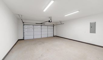 205 Lindsey Ave, Adair, OK 74330