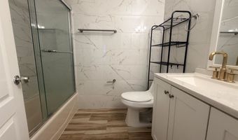 696 A Ave E 2, Bayonne, NJ 07002