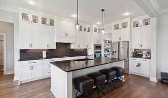5015 Castaway Bay, Benton, AR 72019