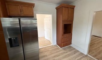 822 Chestnut St, Camden, SC 29020