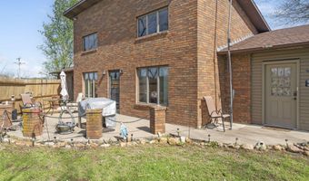 19077 Lawrence 2170, Aurora, MO 65605