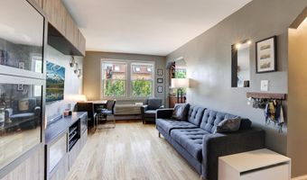 1363 K St SE 201, Washington, DC 20003