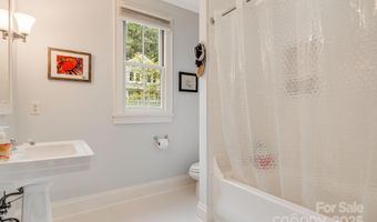 7 Kenilwood Pl, Asheville, NC 28803
