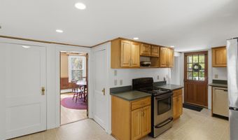 302 Prospect St, Bennington, VT 05201