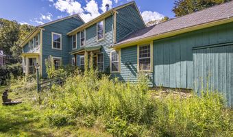 60 Chaplin St, Chaplin, CT 06235