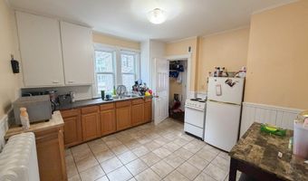284 French St, Bangor, ME 04401