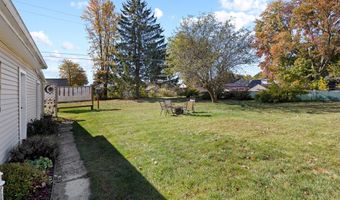 710 Washington St, Algoma, WI 54201
