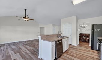 20 Pine Ridge Dr, Bluffton, SC 29910