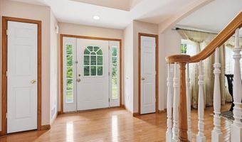 63 Fox Hill Rd, Albrightsville, PA 18210