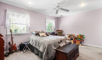 945 N Concourse, Aberdeen, NJ 07735
