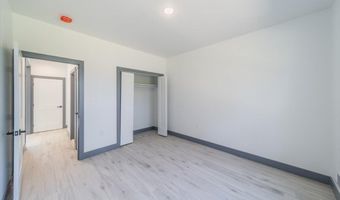 187 Grand Central Pkwy, Bayville, NJ 08721