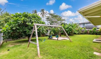 45-313 Nakuluai St, Kaneohe, HI 96744