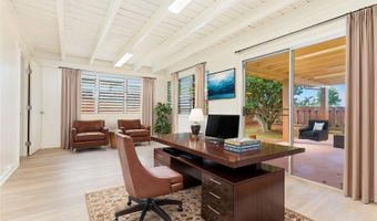1645 Palamoi St, Pearl City, HI 96782