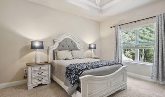 5361 Overland Dr, Biloxi, MS 39532
