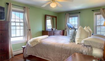 13 Cedar Dr, Bristol, RI 02809