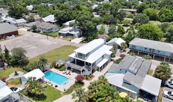 110 State St, Bay St. Louis, MS 39520