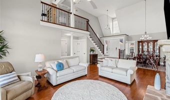 6425 Spinnaker Ln, Alpharetta, GA 30005