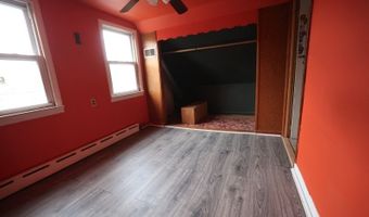 994 Limecrest Rd, Andover, NJ 07848