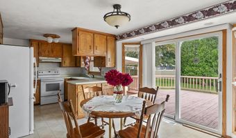 55 Villa Hgts Ct, Algoma, WI 54201