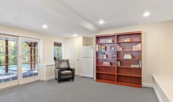31 Mohawk Dr, Acton, MA 01720