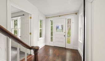 9 Pleasant St, Bath, ME 04530