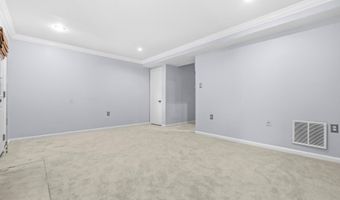 6645 MEDINAH Ln, Alexandria, VA 22312