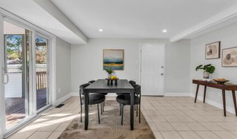 35 Bayside Ave, Barnegat, NJ 08005