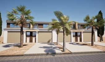 1328 E Lone Rock View Dr, Big Water, UT 84741