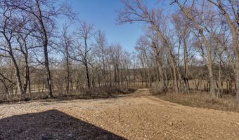 2898 N Farm Road 17, Ash Grove, MO 65604