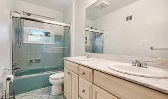 6220 ROBINWOOD Rd, Bethesda, MD 20817