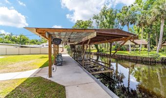 24628 FOX Rd, Astor, FL 32102